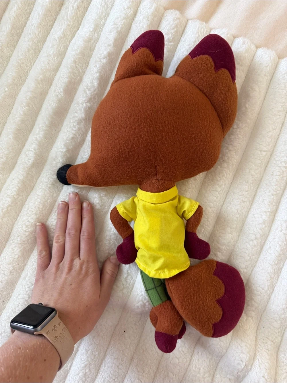 Disney Zootopia Nick Wilde Plush in Brown, Yellow, Blue